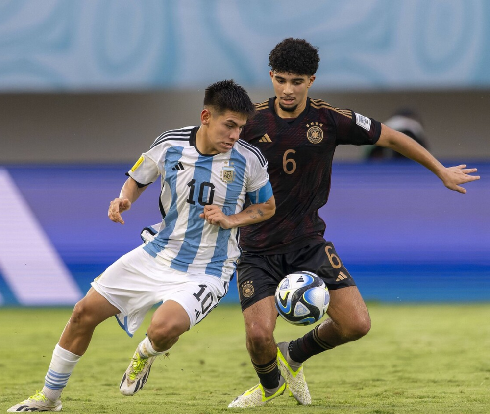 FB体育app-转会期曼城调整名单以备全明星赛，队长鼓劲环节打磨，更衣室稳定，纪律约束更严格的简单介绍