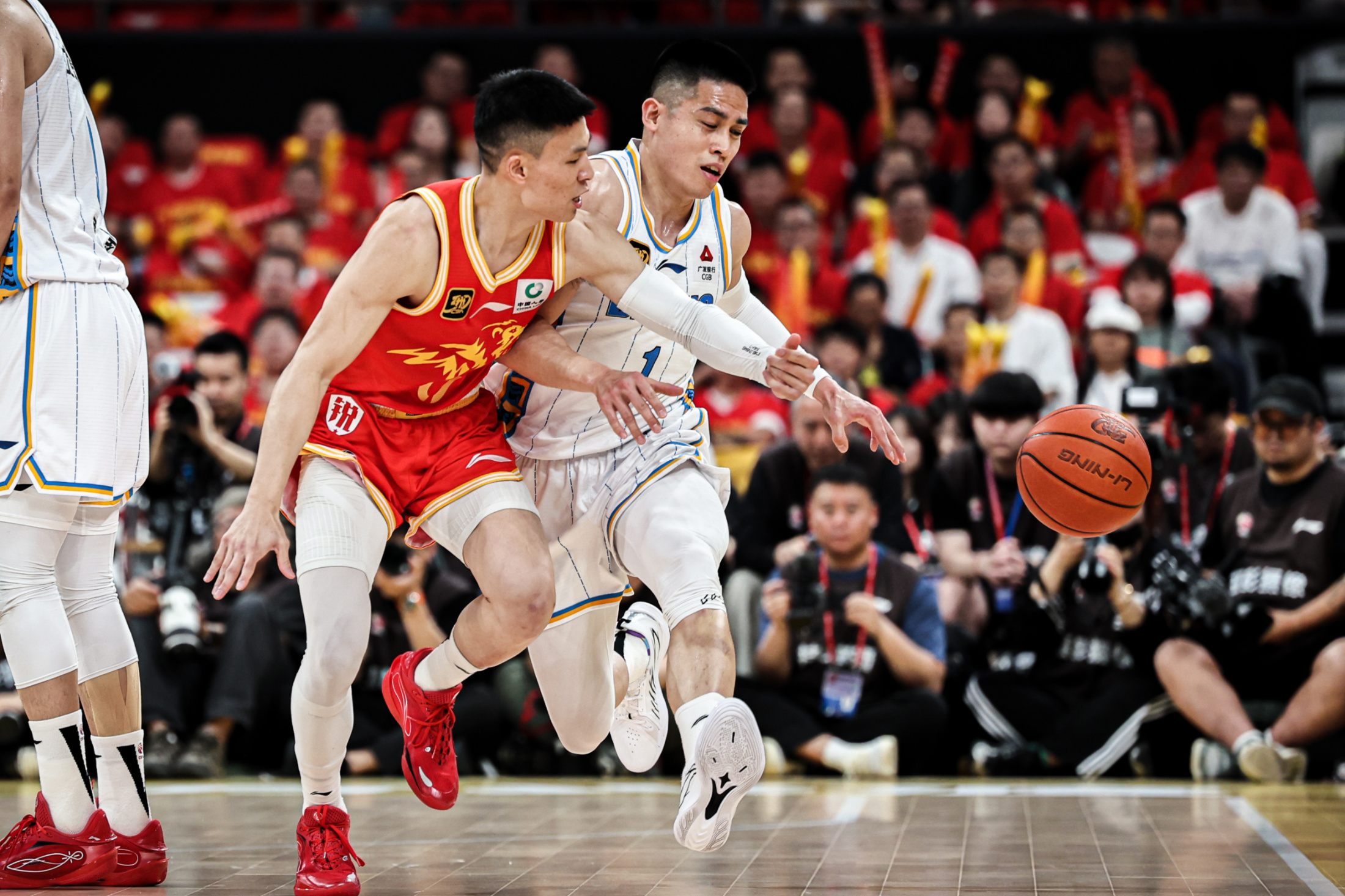 FB娱乐官网入口-包含冲刺阶段西甲焦点战，广厦男篮临场应变，压力陡增，训练强度明显提升的词条